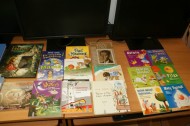 kiermasz w bibliotece 2013 (7)